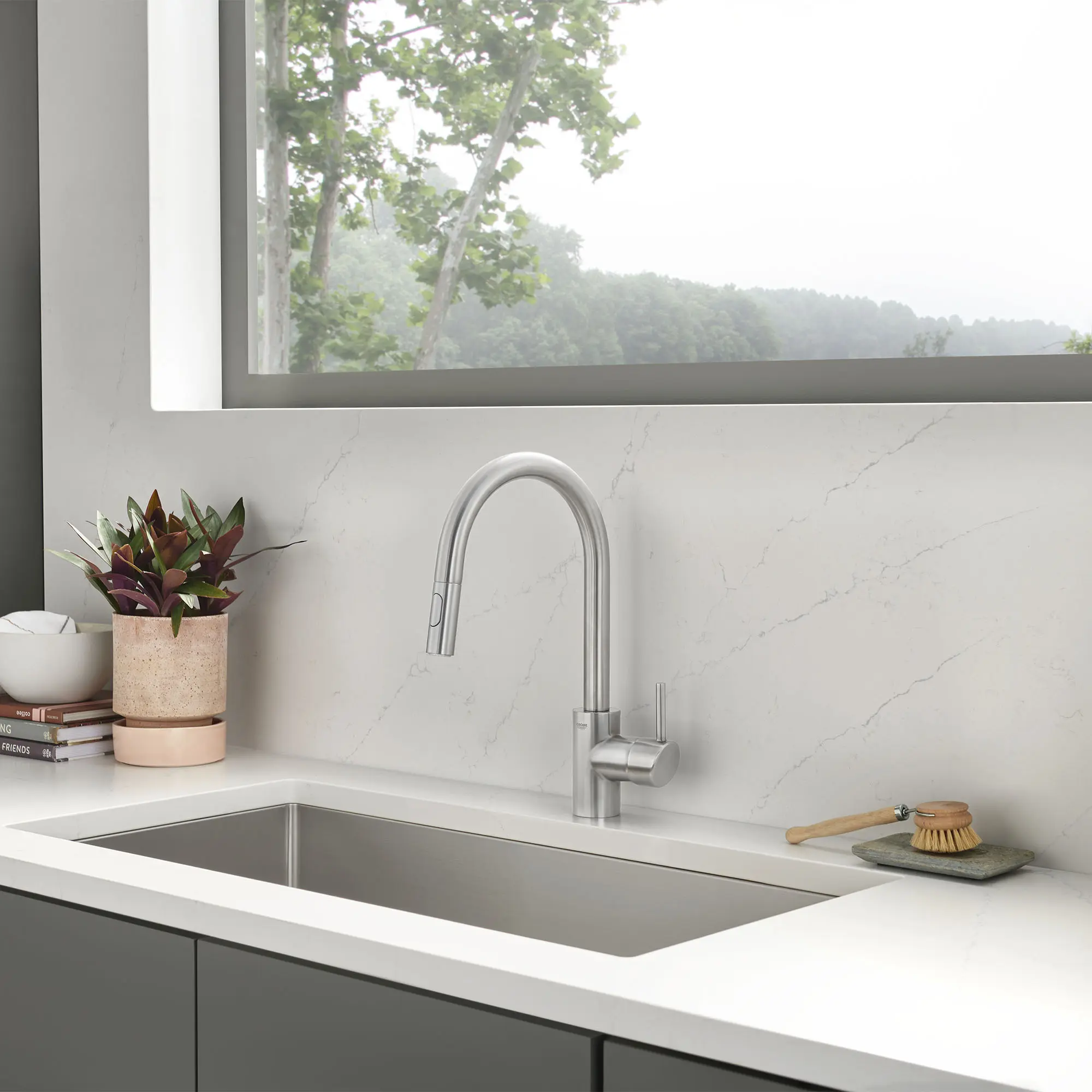 Concetto Single-Handle Pull-Down Kitchen Faucet Dual Spray 1.75 GPM (6.6 L/min) 31 Concetto Single-Handle Pull-Down Kitchen Faucet Dual Spray 1.75 GPM (6.6 L/min)