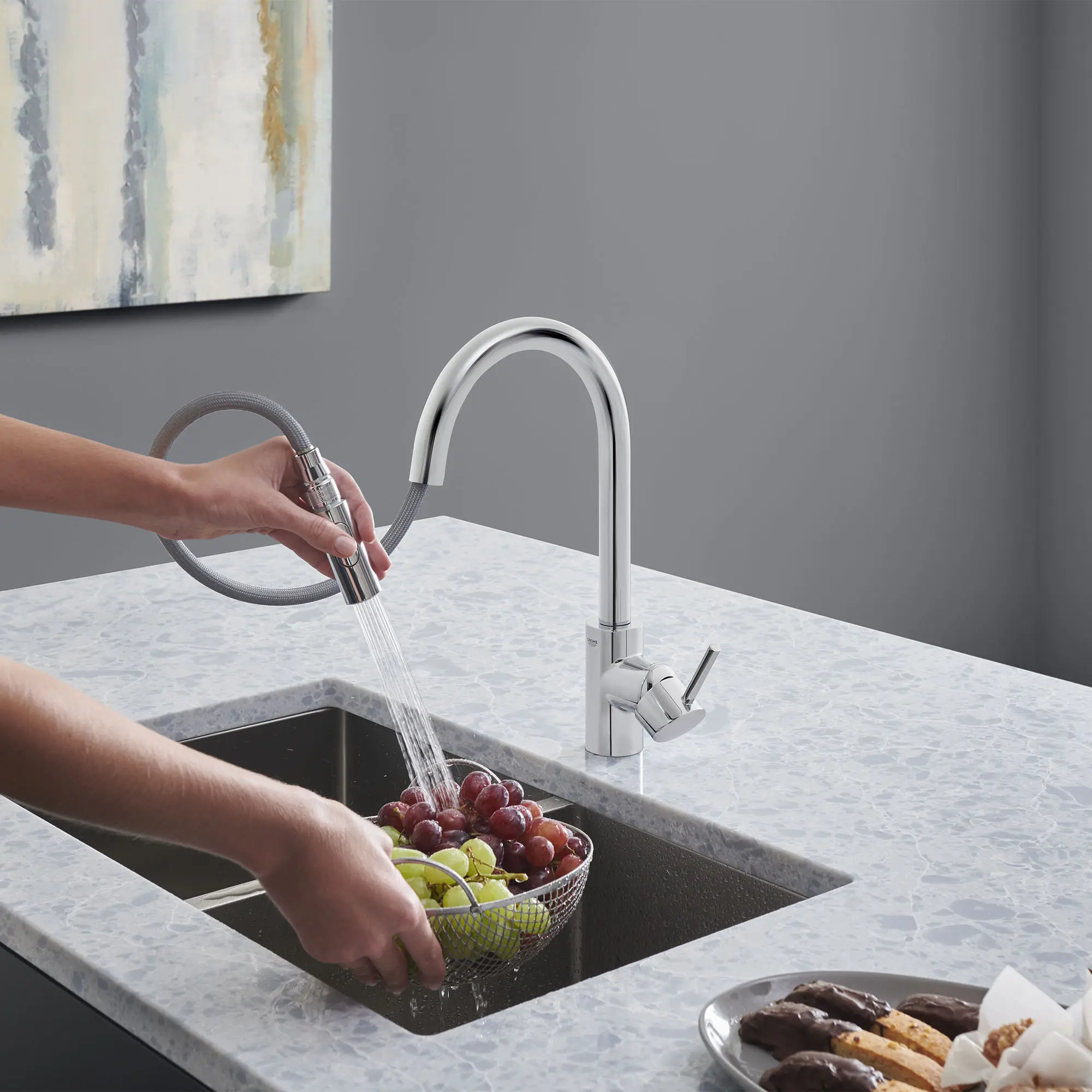 Concetto Single-Handle Pull-Down Kitchen Faucet Dual Spray 1.75 GPM (6.6 L/min) 4 Concetto Single-Handle Pull-Down Kitchen Faucet Dual Spray 1.75 GPM (6.6 L/min)
