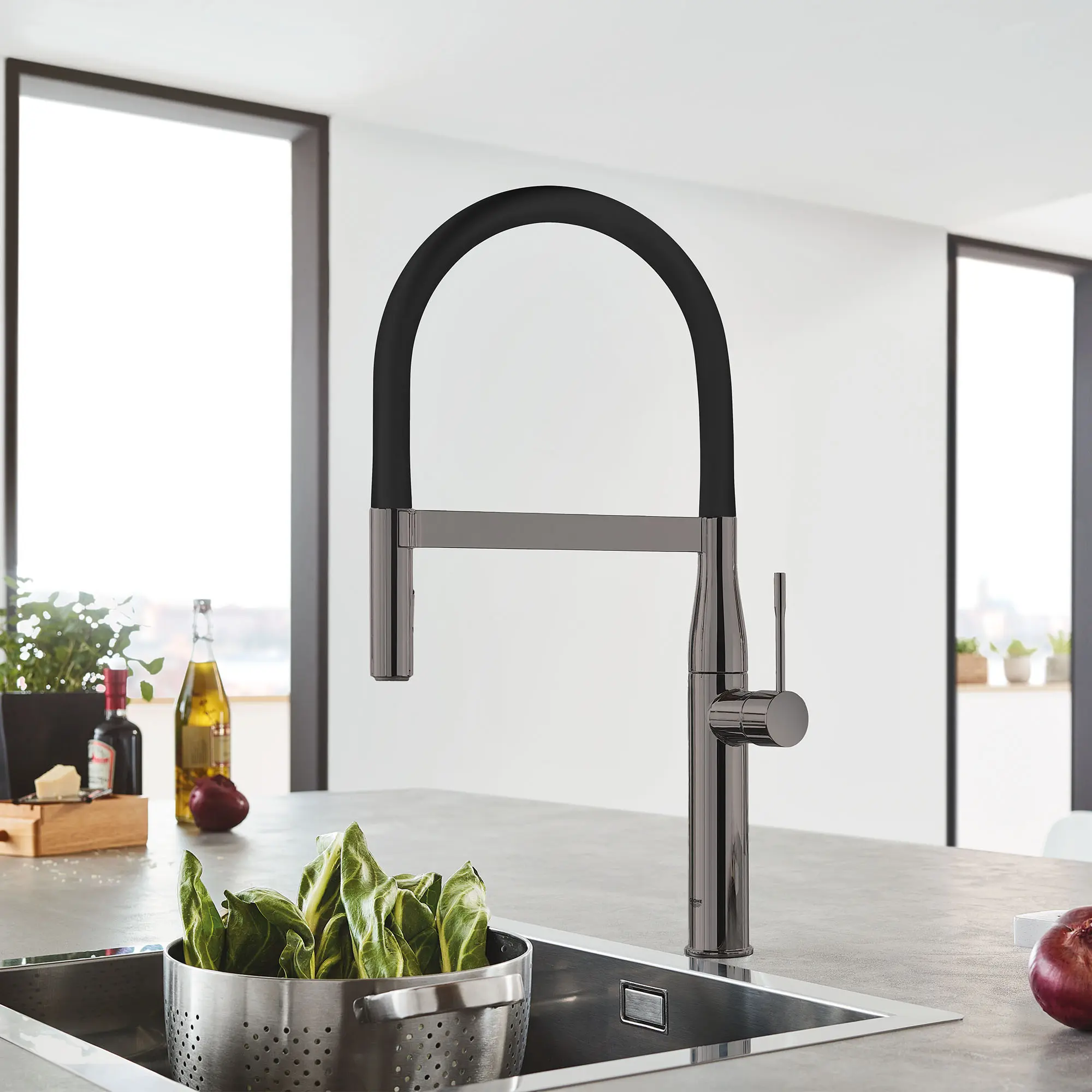 Essence Single-Handle Semi-Pro Dual Spray Kitchen Faucet 1.75 GPM (6.6 L/min) 40 Essence Single-Handle Semi-Pro Dual Spray Kitchen Faucet 1.75 GPM (6.6 L/min)