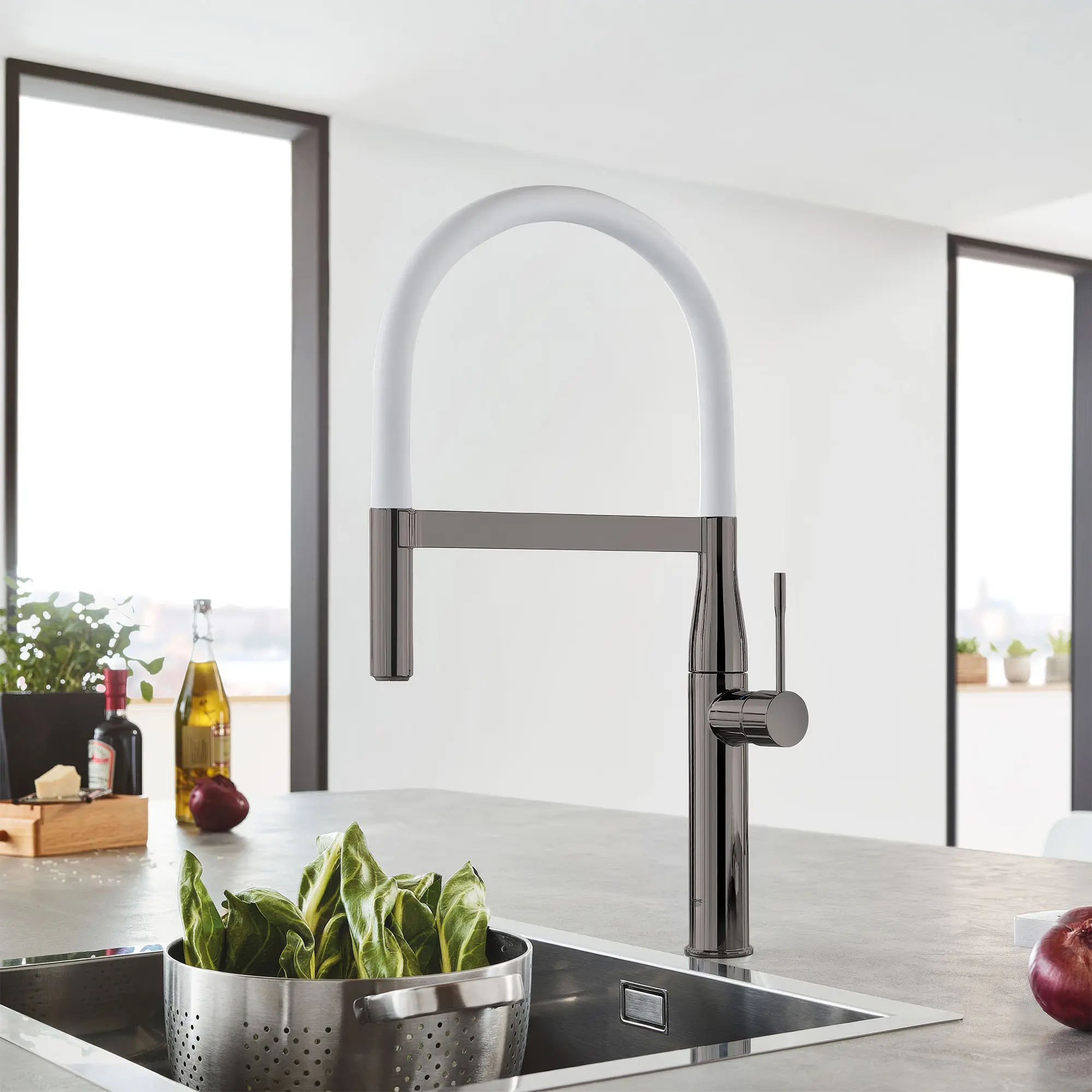 Essence Single-Handle Semi-Pro Dual Spray Kitchen Faucet 1.75 GPM (6.6 L/min) 41 Essence Single-Handle Semi-Pro Dual Spray Kitchen Faucet 1.75 GPM (6.6 L/min)
