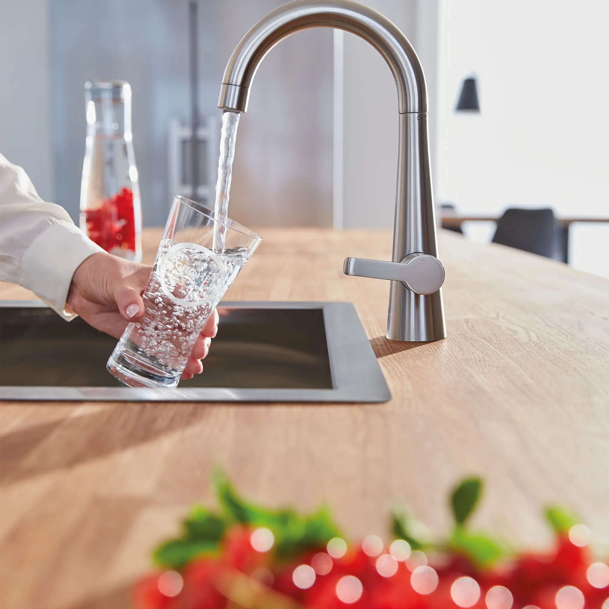 GROHE Zedra Single-Handle Beverage Faucet (Cold Water Only) with Filtration 1.75 GPM (6.6 L/min)